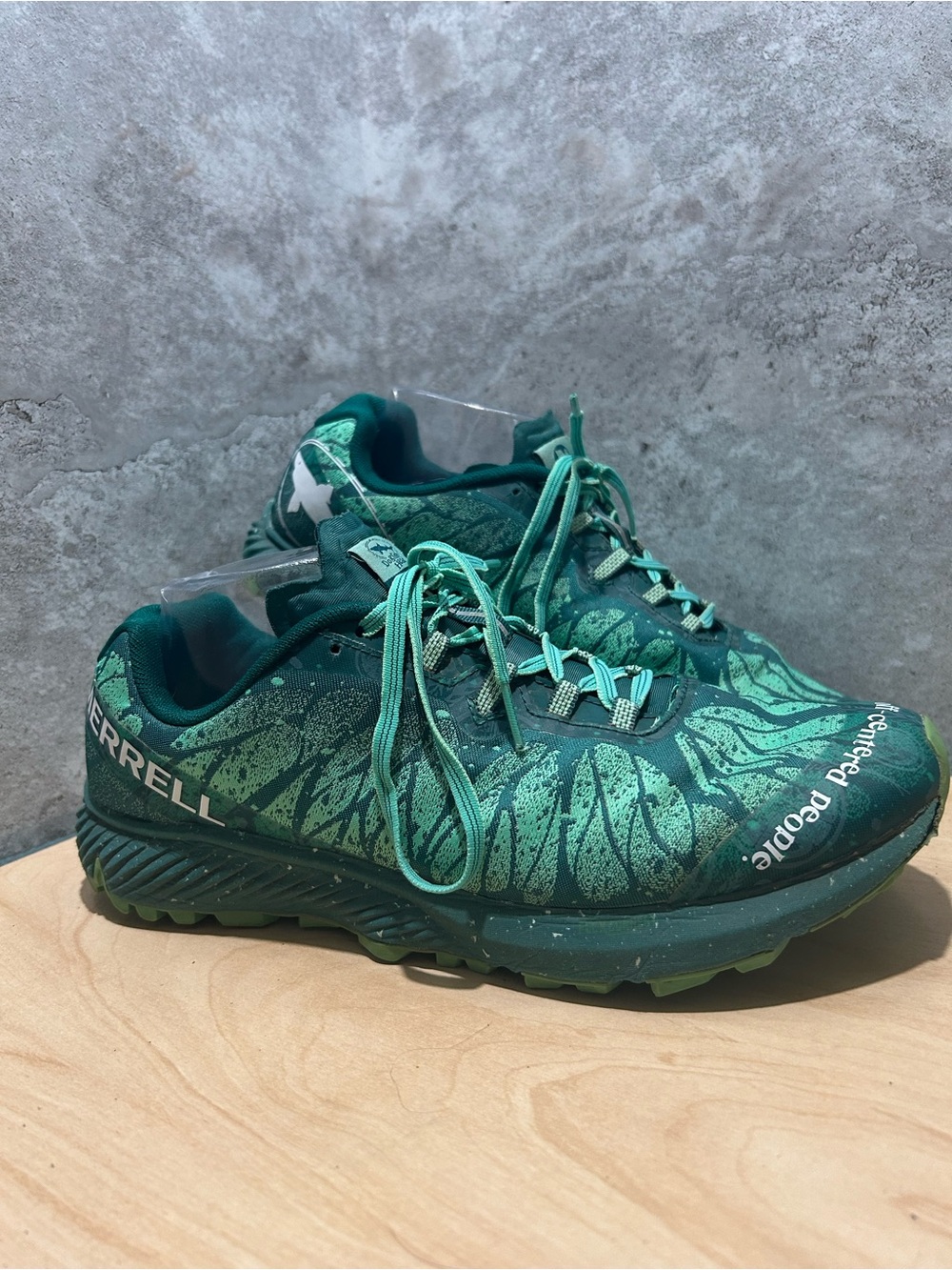 limited-edition Merrell Agility Synthesis X Dogfish men’s size 10
